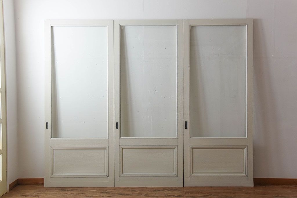 アンティーク　店舗にぴったり!背の高いペイント引き戸3枚セット