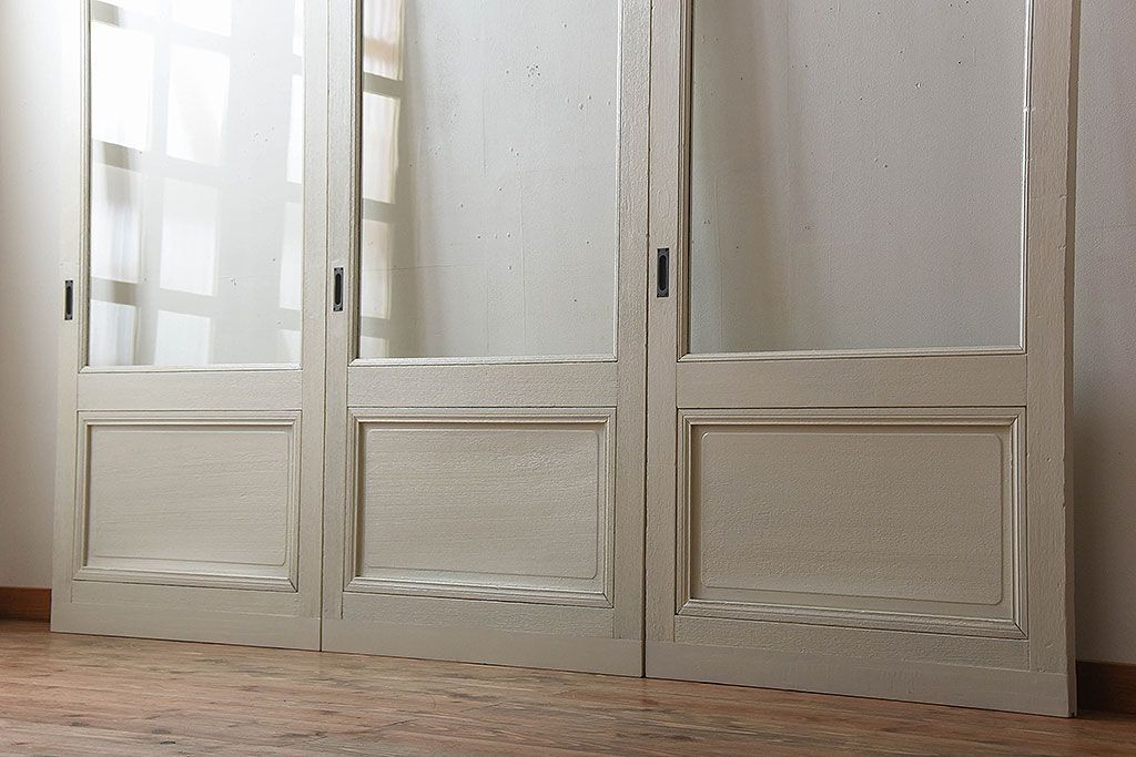 アンティーク　店舗にぴったり!背の高いペイント引き戸3枚セット