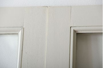 アンティーク　店舗にぴったり!背の高いペイント引き戸2枚セット