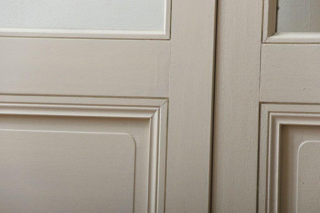 アンティーク　店舗にぴったり!背の高いペイント引き戸2枚セット