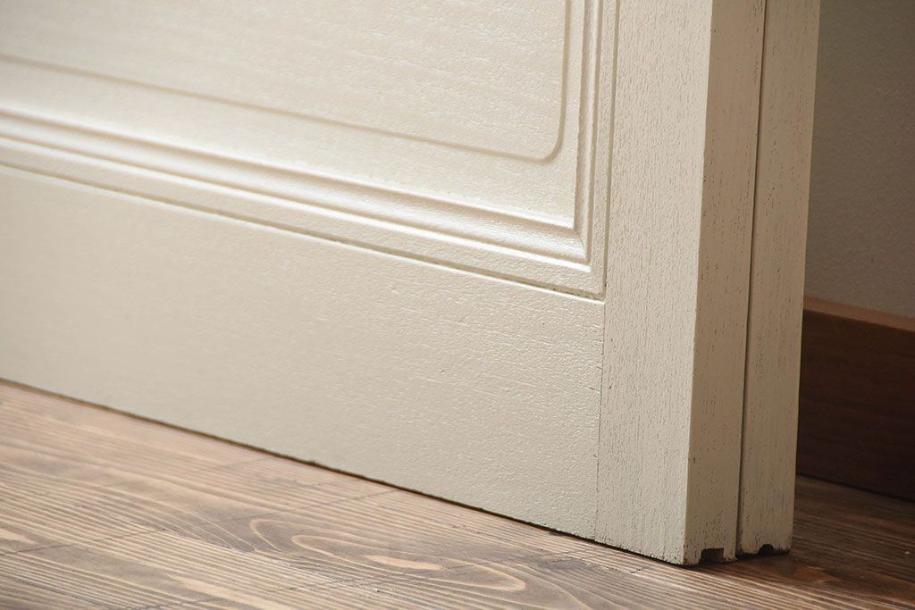 アンティーク　店舗にぴったり!背の高いペイント引き戸2枚セット