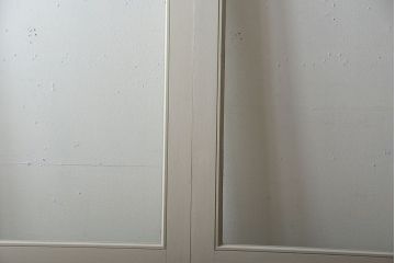 アンティーク　店舗にぴったり!背の高いペイント引き戸2枚セット