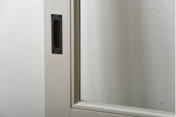 アンティーク　店舗にぴったり!背の高いペイント引き戸2枚セット