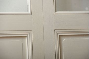 アンティーク　店舗にぴったり!背の高いペイント引き戸2枚セット