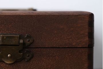 アンティーク雑貨　アンティーク　古い木製の小さな小物入れ(小箱・印鑑ケース)