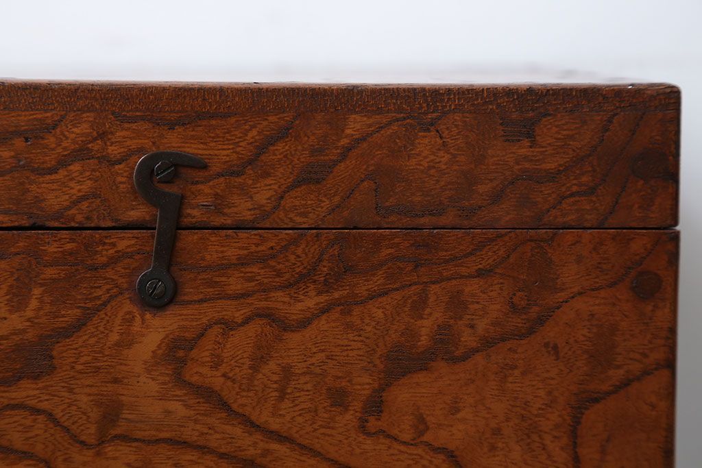 アンティーク雑貨　アンティーク　古い木製の収納箱(小箱・収納ケース)