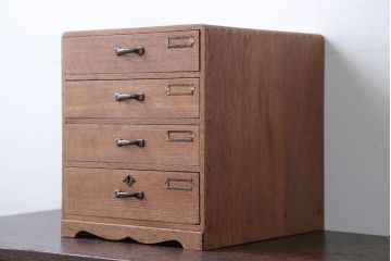 アンティーク家具　和製アンティーク　ネームプレート!古い木製の小引き出し