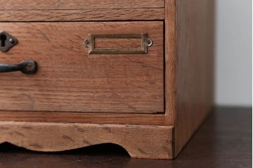 アンティーク家具　和製アンティーク　ネームプレート!古い木製の小引き出し