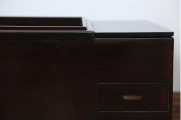 アンティーク雑貨　古民具・骨董　古い唐木材の上品でシックなアンティーク長火鉢