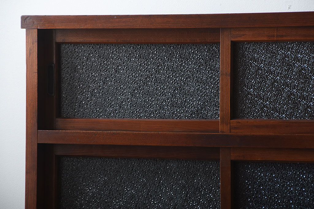 アンティーク家具　古民具・骨董　前面欅材のダイヤガラス入り重ね収納棚