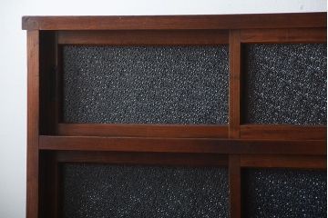 アンティーク家具　古民具・骨董　前面欅材のダイヤガラス入り重ね収納棚