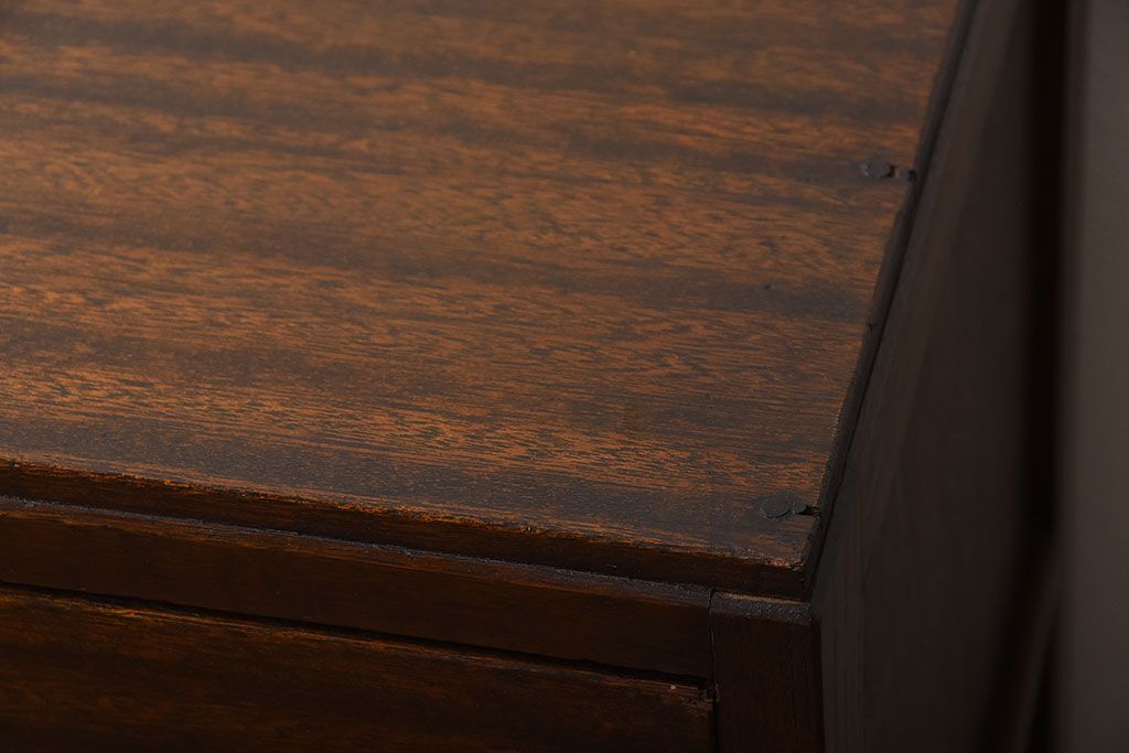 レトロ家具　昭和レトロ　古い木製の小ぶりなアンティークチェスト