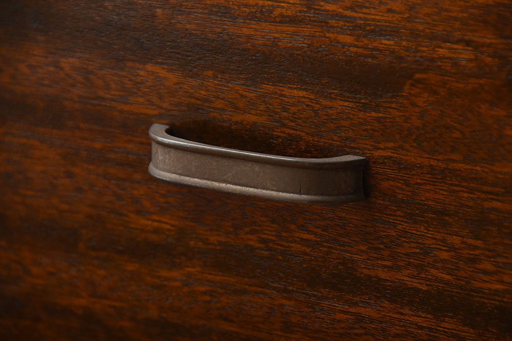 レトロ家具　昭和レトロ　古い木製の小ぶりなアンティークチェスト