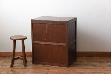 レトロ家具　昭和レトロ　古い木製の小ぶりなアンティークチェスト