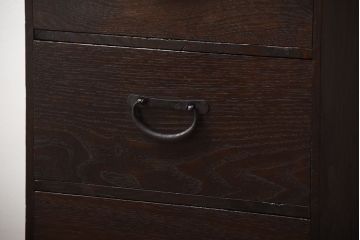 アンティーク家具　和製アンティーク　古い木製の縦型小引き出し