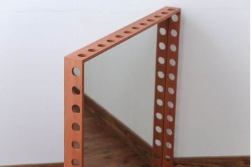 アンティーク雑貨　中古　イタリア製　ポラダ(porada)社の壁掛けミラー(鏡)箱付き(定価約6万円)