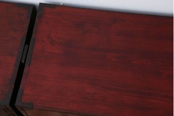 アンティーク家具　古民具・骨董　金具の立派な観音扉の古い衣装箪笥