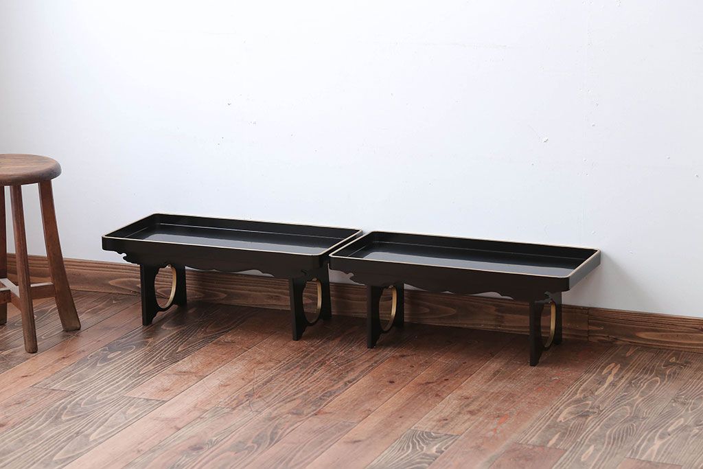 アンティーク雑貨　古民具・骨董　大正〜昭和初期・木製折り畳み膳2客(黒漆)