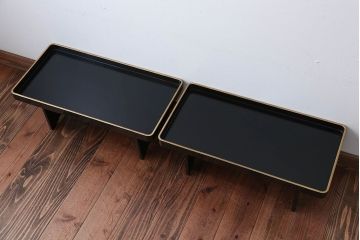 アンティーク雑貨　古民具・骨董　大正〜昭和初期・木製折り畳み膳2客(黒漆)