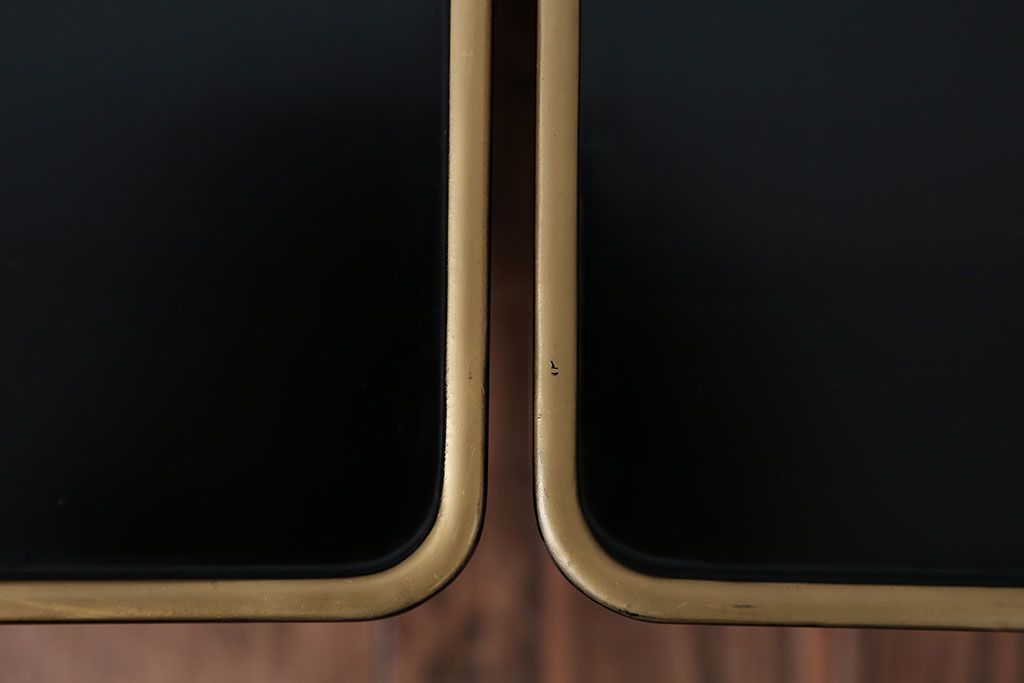 アンティーク雑貨　古民具・骨董　大正〜昭和初期・木製折り畳み膳2客(黒漆)