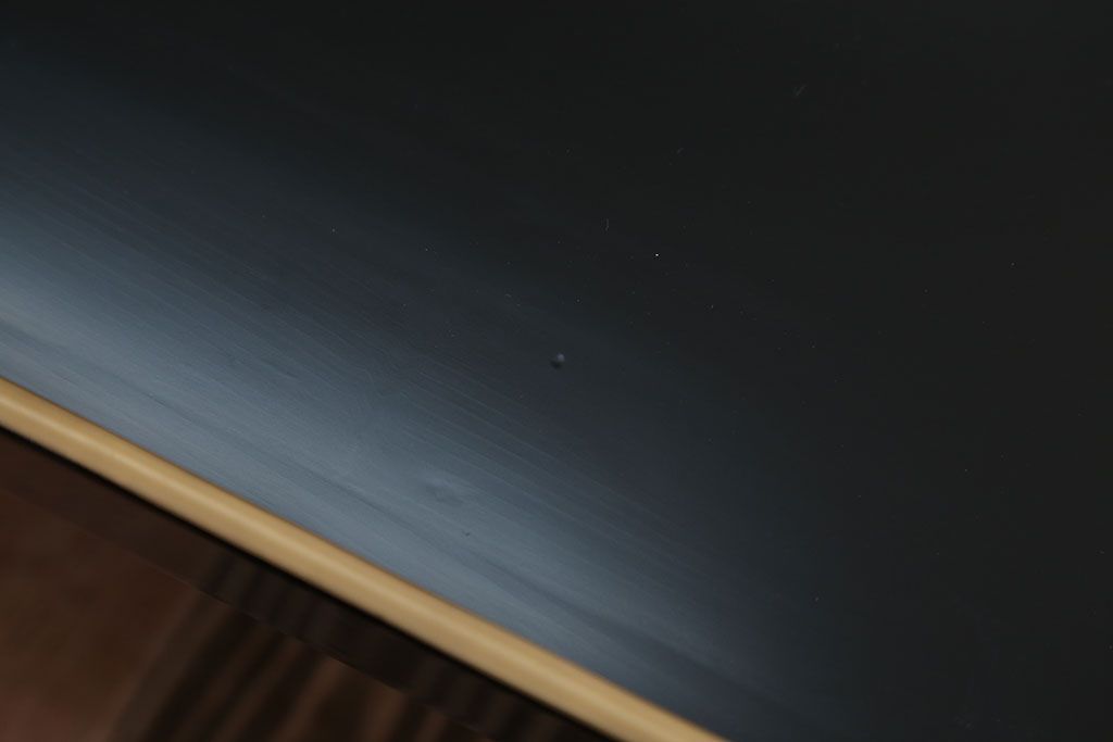 アンティーク雑貨　古民具・骨董　大正〜昭和初期・木製折り畳み膳2客(黒漆)