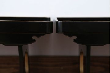 アンティーク雑貨　古民具・骨董　大正〜昭和初期・木製折り畳み膳2客(黒漆)