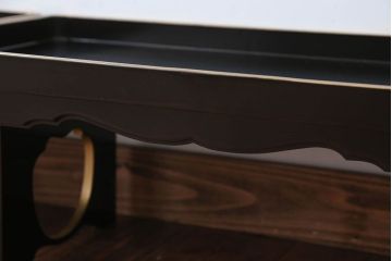 アンティーク雑貨　古民具・骨董　大正〜昭和初期・木製折り畳み膳2客(黒漆)