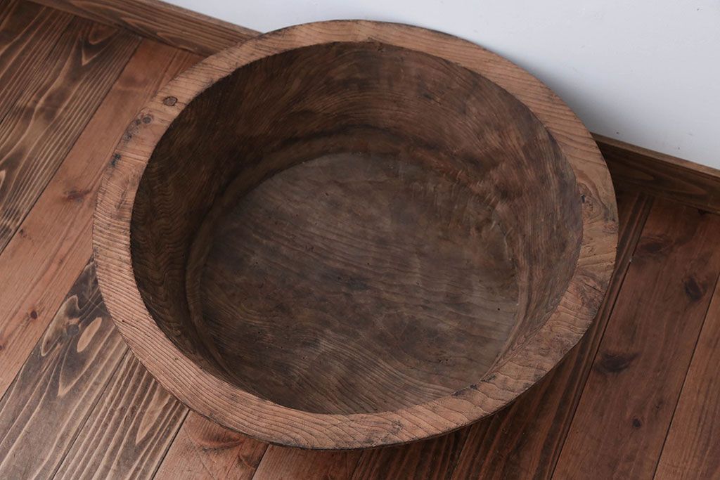 アンティーク雑貨　古民具・骨董　とても大きな古い木製のくりぬき木鉢