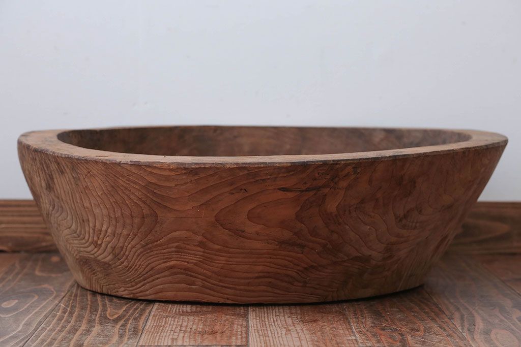 アンティーク雑貨　古民具・骨董　とても大きな古い木製のくりぬき木鉢