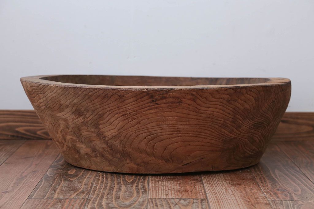 アンティーク雑貨　古民具・骨董　とても大きな古い木製のくりぬき木鉢