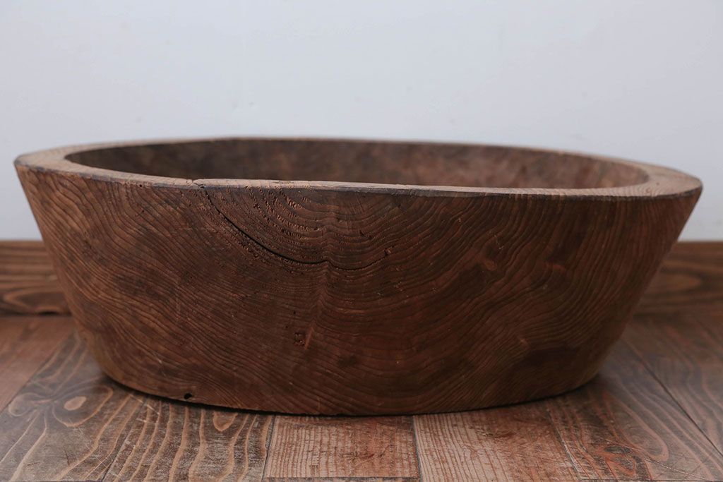 アンティーク雑貨　古民具・骨董　とても大きな古い木製のくりぬき木鉢
