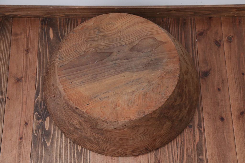 アンティーク雑貨　古民具・骨董　とても大きな古い木製のくりぬき木鉢