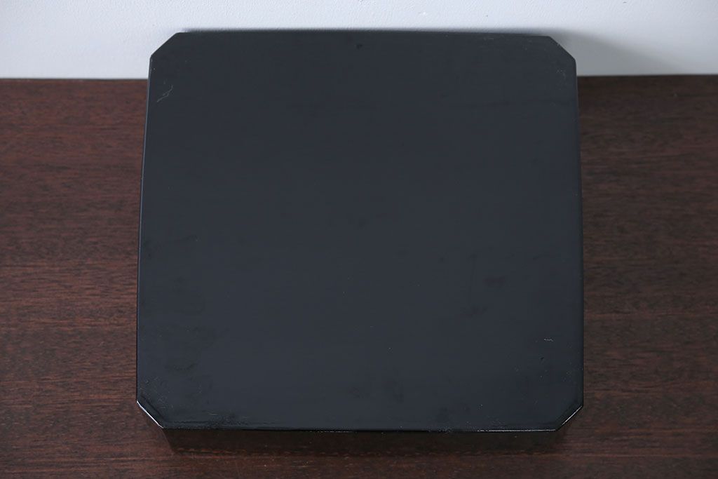 アンティーク雑貨　古民具・骨董　古い蒔絵梨地菓子箱(孔雀の図)