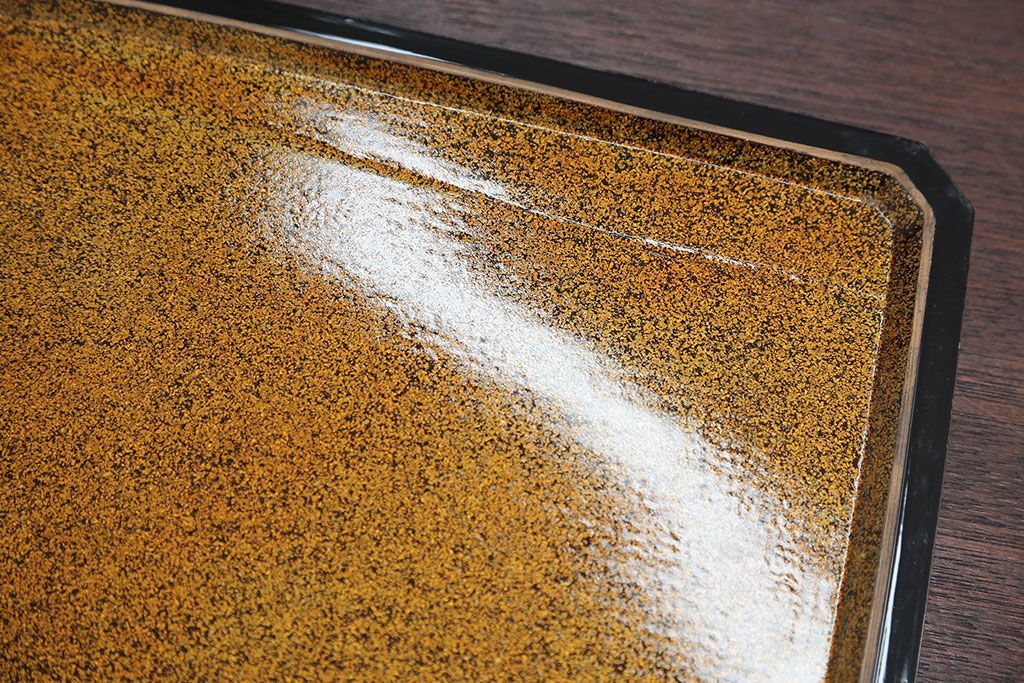 アンティーク雑貨　古民具・骨董　古い蒔絵梨地菓子箱(孔雀の図)