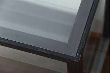 レトロ家具　昭和レトロ　鉄脚付き!ペイントオープンラックガラスケース