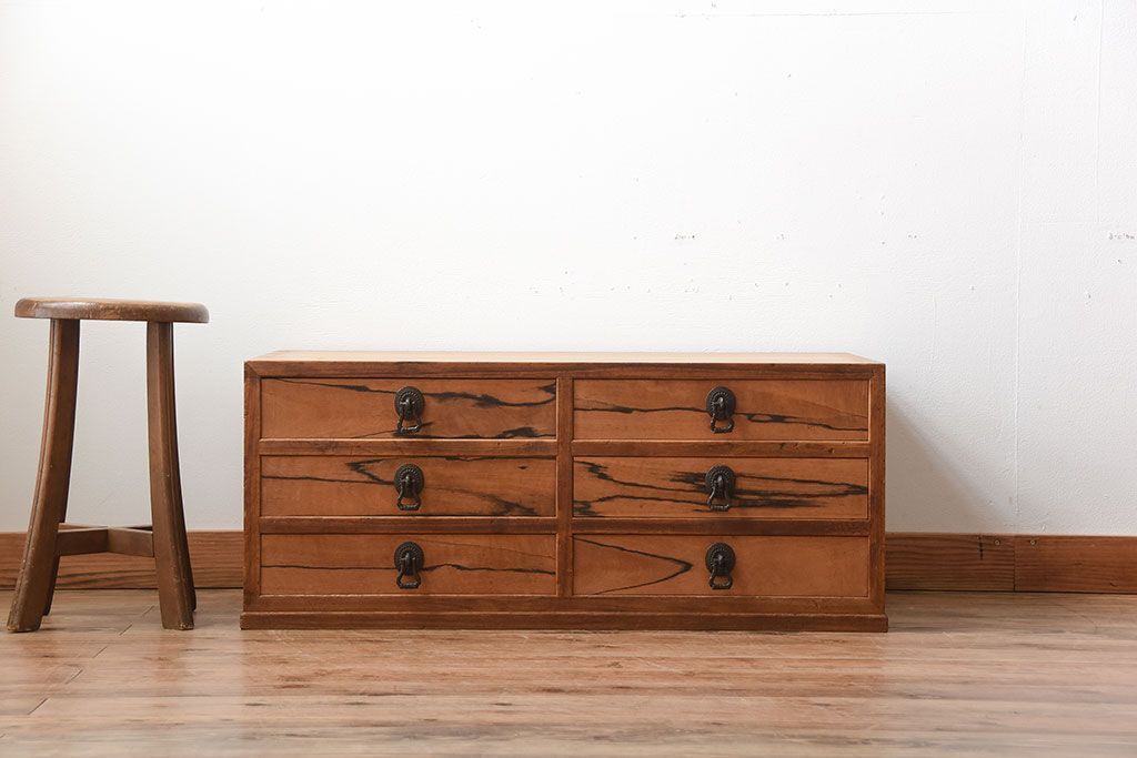 アンティーク家具　古民具・骨董　高級品!前面黒柿材・その他総桐材の6杯引き出し