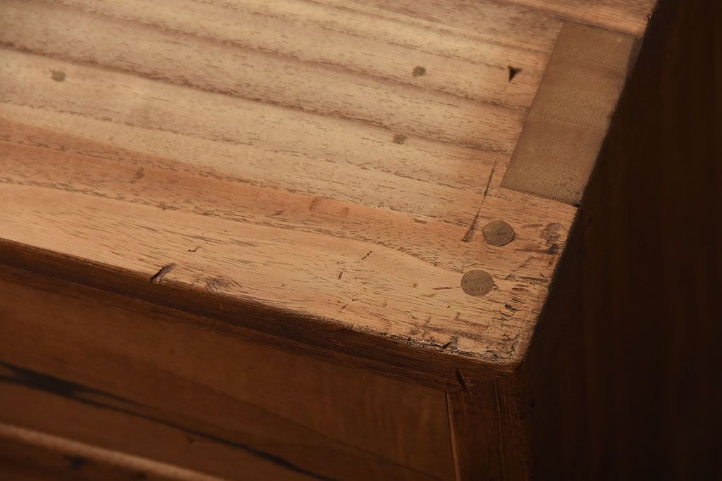 アンティーク家具　古民具・骨董　高級品!前面黒柿材・その他総桐材の6杯引き出し