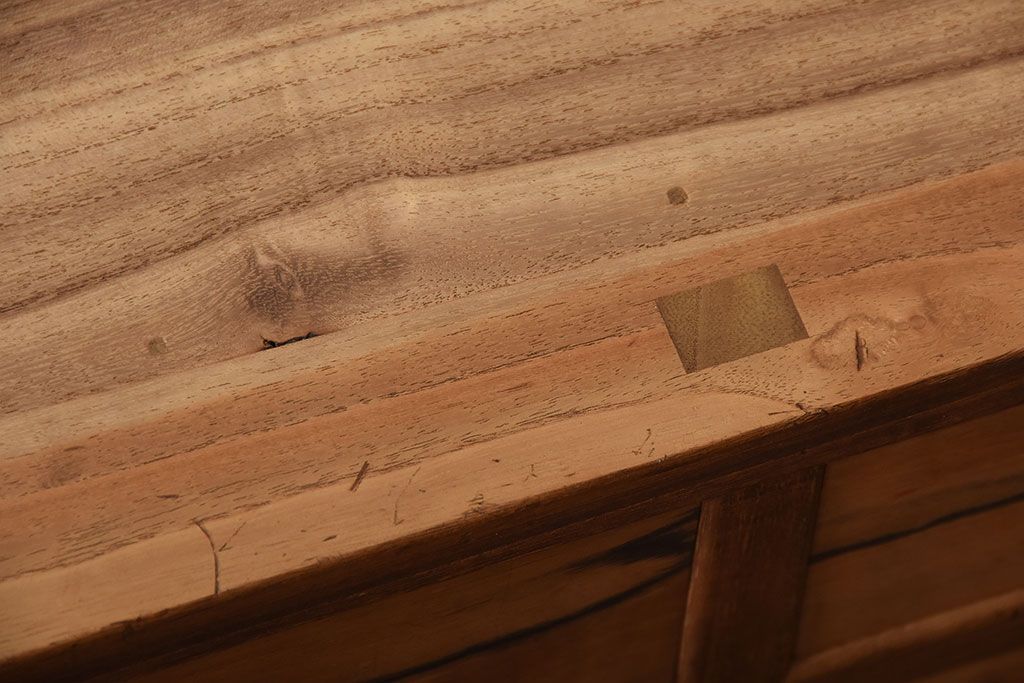 アンティーク家具　古民具・骨董　高級品!前面黒柿材・その他総桐材の6杯引き出し