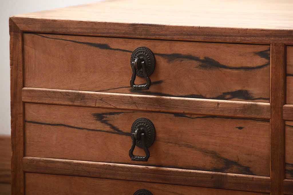 アンティーク家具　古民具・骨董　高級品!前面黒柿材・その他総桐材の6杯引き出し