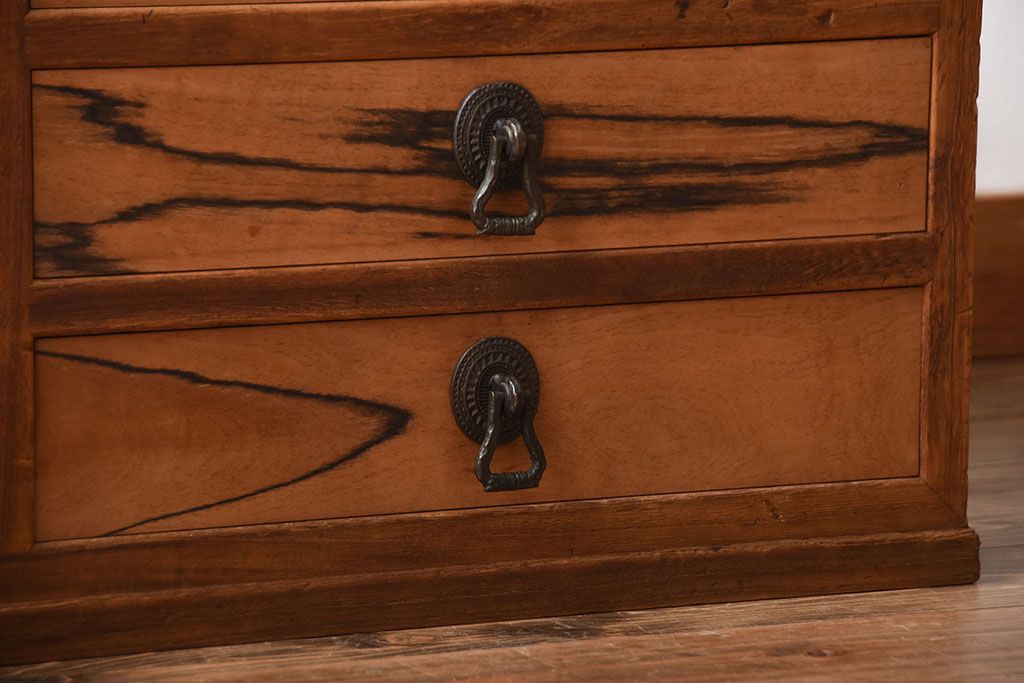 アンティーク家具　古民具・骨董　高級品!前面黒柿材・その他総桐材の6杯引き出し