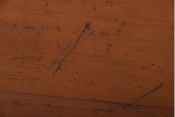 レトロ家具　昭和レトロ　モールガラスが入った古い木製のアンティークチェスト