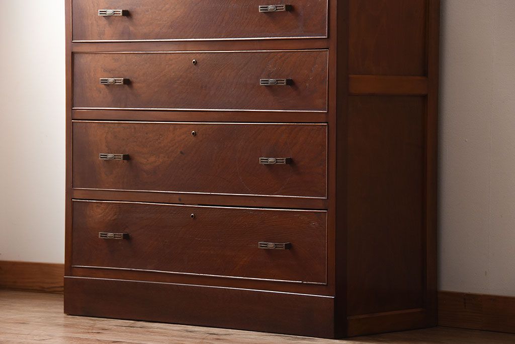 レトロ家具　昭和レトロ　モールガラスが入った古い木製のアンティークチェスト