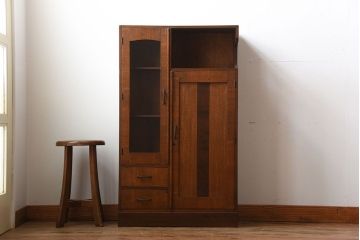 アンティーク家具　和製アンティーク　古い木製の小ぶりな変わり型本箱