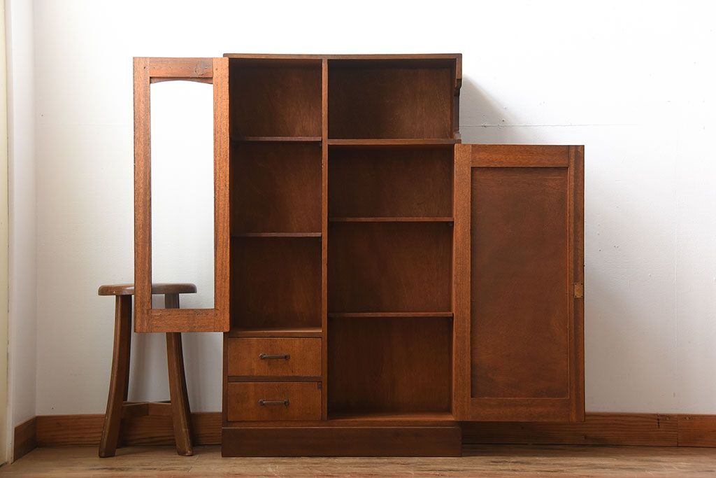 アンティーク家具　和製アンティーク　古い木製の小ぶりな変わり型本箱