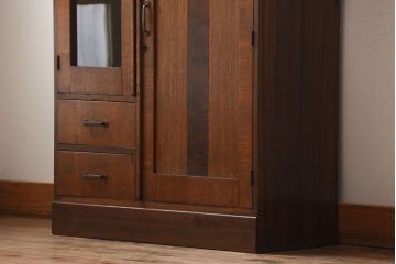 アンティーク家具　和製アンティーク　古い木製の小ぶりな変わり型本箱