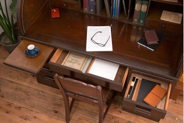 アンティーク家具　アンティーク　古いナラ材のロールトップデスク
