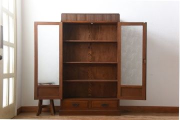 アンティーク家具　大正ロマン　おしゃれなデザインガラス入り!古いナラ材の大ぶりな高級本箱