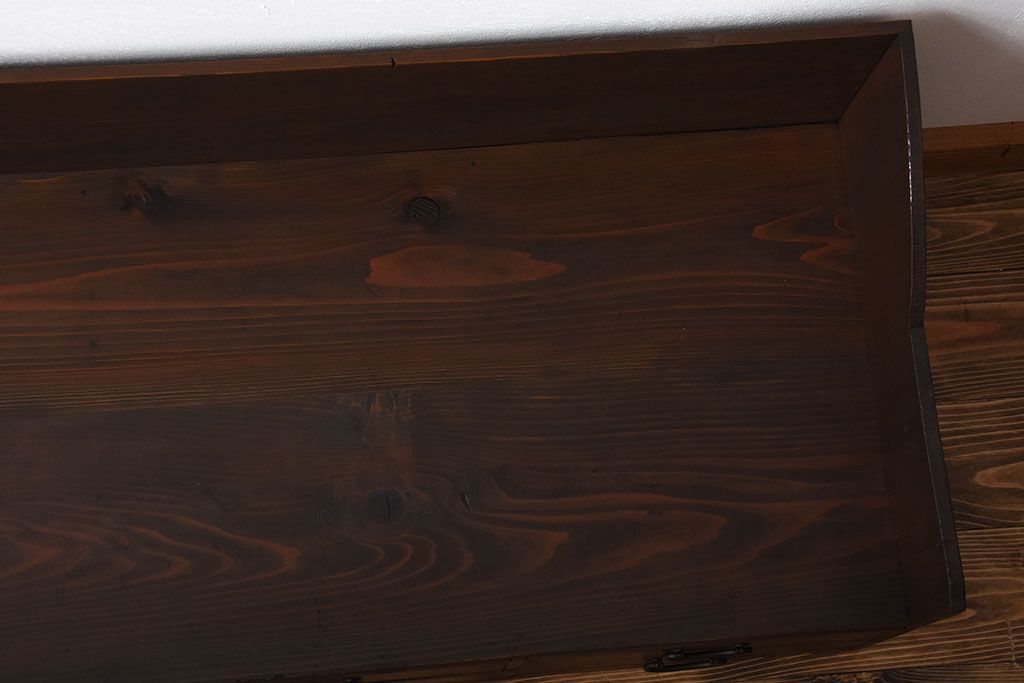 アンティーク家具　和製アンティーク　古い木製の飾り台付きチェスト(小引き出し・机)