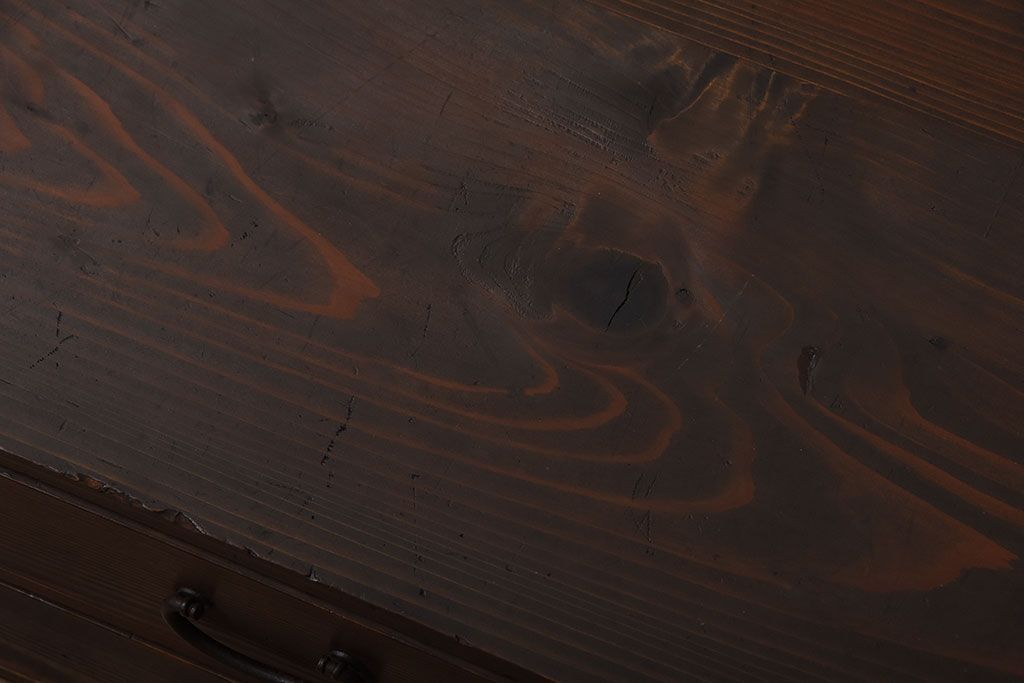 アンティーク家具　和製アンティーク　古い木製の飾り台付きチェスト(小引き出し・机)