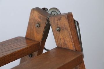 アンティーク雑貨　昭和レトロ　古いナラ材のアンティークウッドステップラダー(はしご・梯子・脚立)